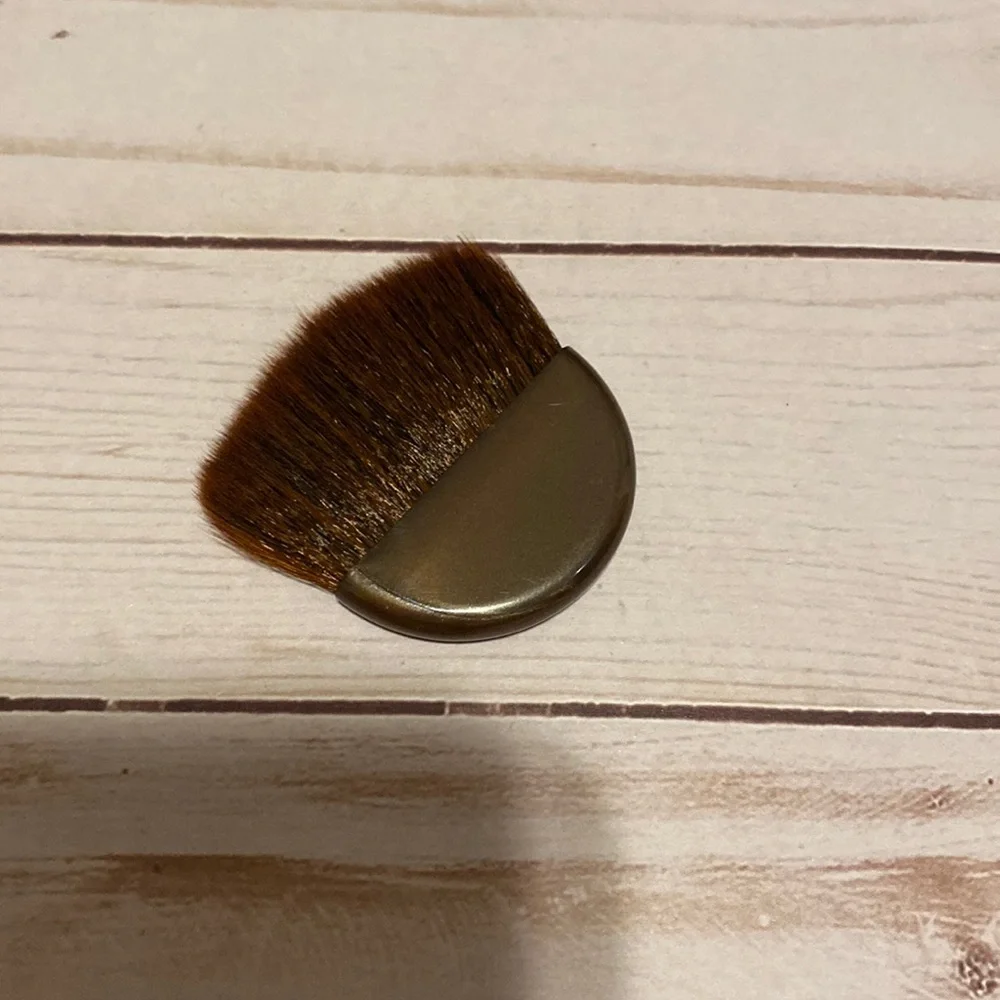 👗🛍Blush/bronzer brush🛍